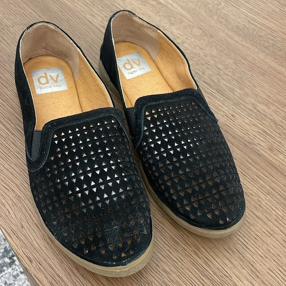 Dolce Vita Shoes - Picture 2 of 4